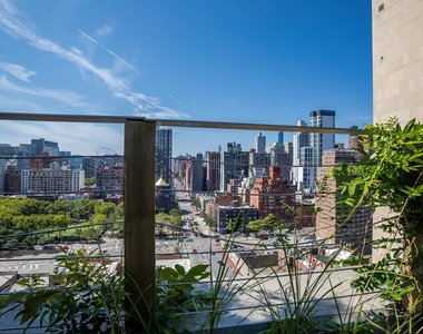 East 38th Street - Photo Thumbnail 11