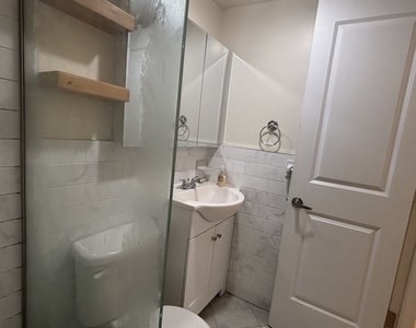 West 76th Street - Photo Thumbnail 9