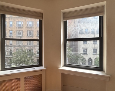 West 76th Street - Photo Thumbnail 1