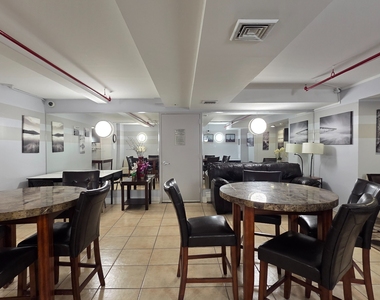 323 West 96th Street - Photo Thumbnail 2