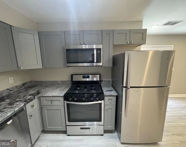 4001 Laurie Jo Drive Sw - Photo Thumbnail 6