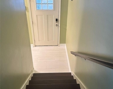 713 Mcwilliams Road Se - Photo Thumbnail 14