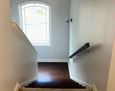 713 Mcwilliams Road Se - Photo Thumbnail 15