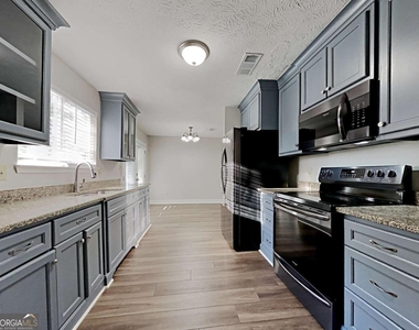 968 Country Oaks Court - Photo Thumbnail 1