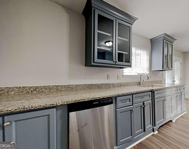 968 Country Oaks Court - Photo Thumbnail 6