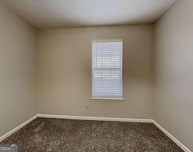 968 Country Oaks Court - Photo Thumbnail 12