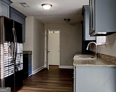 968 Country Oaks Court - Photo Thumbnail 4