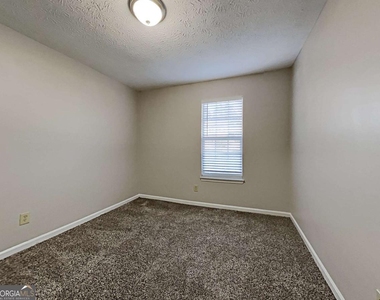 968 Country Oaks Court - Photo Thumbnail 10