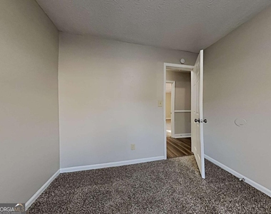 968 Country Oaks Court - Photo Thumbnail 30