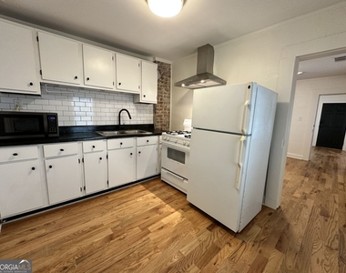 62 Chester Avenue Se - Photo Thumbnail 11