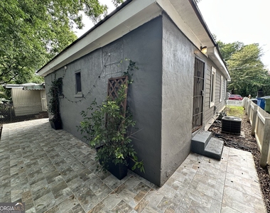 62 Chester Avenue Se - Photo Thumbnail 19