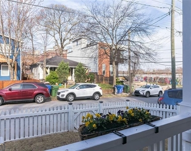 62 Chester Avenue Se - Photo Thumbnail 23