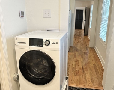 62 Chester Avenue Se - Photo Thumbnail 17