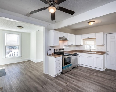 404 Paines Avenue Nw - Photo Thumbnail 4