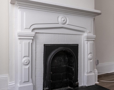 406 Paines Avenue Nw - Photo Thumbnail 5