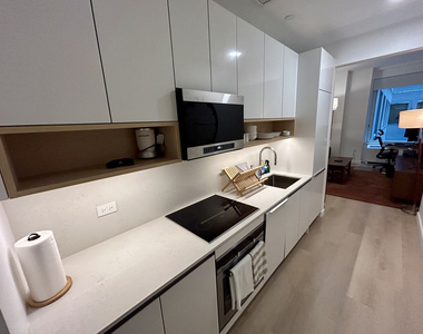 25 Water Street - Photo Thumbnail 1