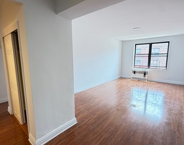 102-25 67th Drive - Photo Thumbnail 8