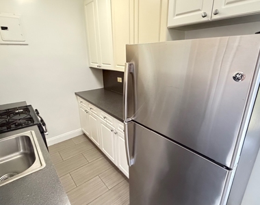 172-90 Highland Avenue - Photo Thumbnail 4