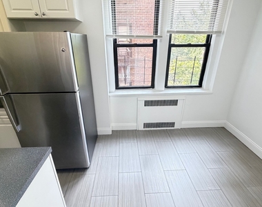 172-90 Highland Avenue - Photo Thumbnail 5