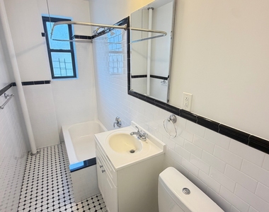 172-90 Highland Avenue - Photo Thumbnail 13