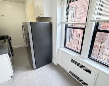 172-90 Highland Avenue - Photo Thumbnail 1