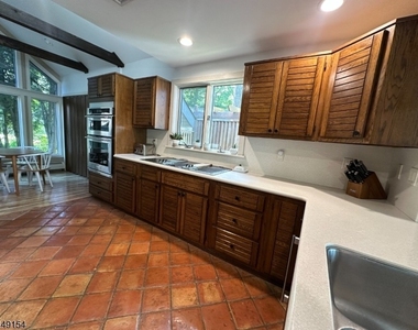 25 Lines Ave - Photo Thumbnail 9