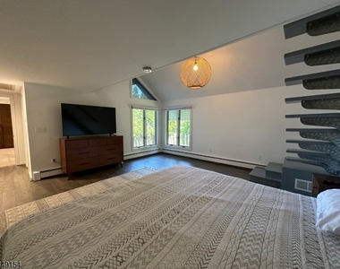 25 Lines Ave - Photo Thumbnail 13