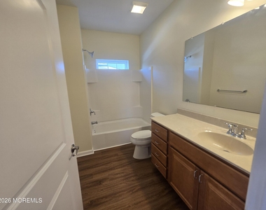 52 Adair Drive - Photo Thumbnail 5
