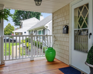 87 Avenue Of Two Rivers S - Photo Thumbnail 20