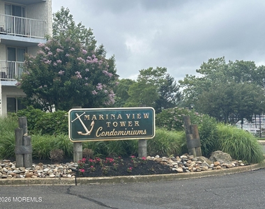 1000 River Road - Photo Thumbnail 1