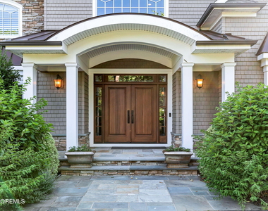 22 Oakes Road - Photo Thumbnail 1