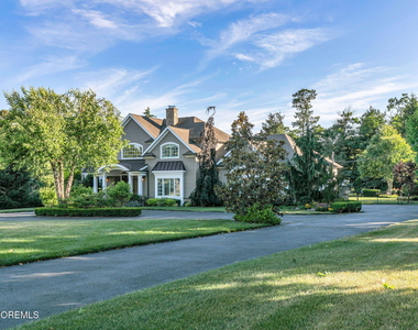 22 Oakes Road - Photo Thumbnail 2