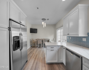 302 Villa Drive - Photo Thumbnail 21