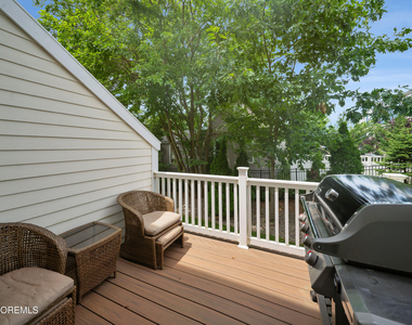 302 Villa Drive - Photo Thumbnail 37