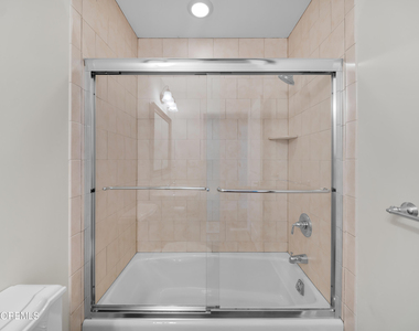 302 Villa Drive - Photo Thumbnail 25