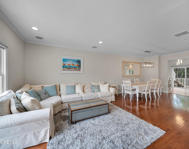 302 Villa Drive - Photo Thumbnail 16