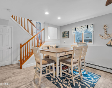15 Seville Drive - Photo Thumbnail 34