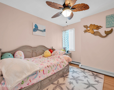 15 Seville Drive - Photo Thumbnail 20