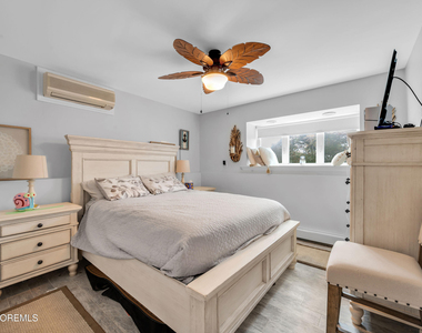 15 Seville Drive - Photo Thumbnail 40