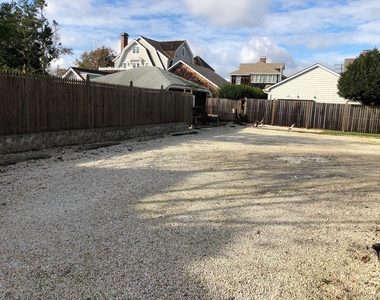 632 Main Avenue - Photo Thumbnail 11