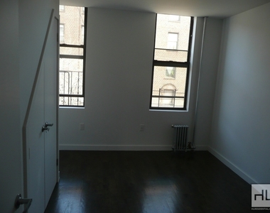 Franklin Avenue - Photo Thumbnail 2