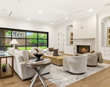 5925 Williamstown Road - Photo Thumbnail 3