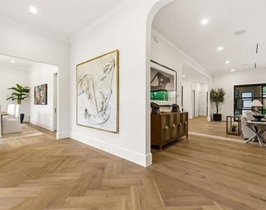 5925 Williamstown Road - Photo Thumbnail 2