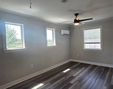 2740 Burlington - Photo Thumbnail 7