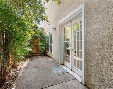 5505 Live Oak Street - Photo Thumbnail 10
