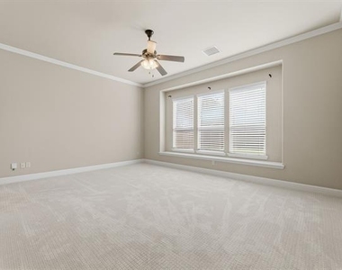 4405 Jubilee Drive - Photo Thumbnail 10