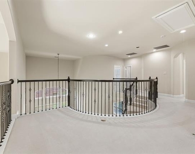 4405 Jubilee Drive - Photo Thumbnail 16