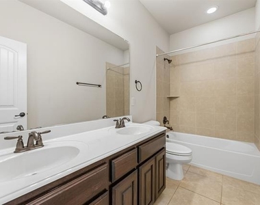 4405 Jubilee Drive - Photo Thumbnail 22