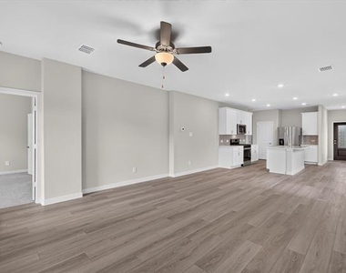 3048 Belton Drive - Photo Thumbnail 9
