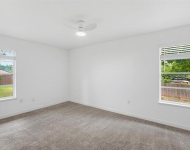 12607 Gaslite Circle - Photo Thumbnail 18